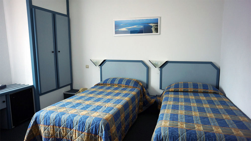 Hotel Atlantide Biscarrosse Exterior photo